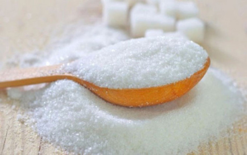 Thực phẩm có đường tinh chế rất có hại cho não bộ. Thông thường đường sucrose và đường nho glucose là vô hại. Tuy nhiên, các nhà sản xuất hiện nay thường thêm đường tinh chế vào thực phẩm chế biến sẵn. Nếu bạn ăn quá nhiều thực phẩm này có thể gây tổn hại mô não, ảnh hưởng đến sự phát triển và tăng trưởng của tế bào.