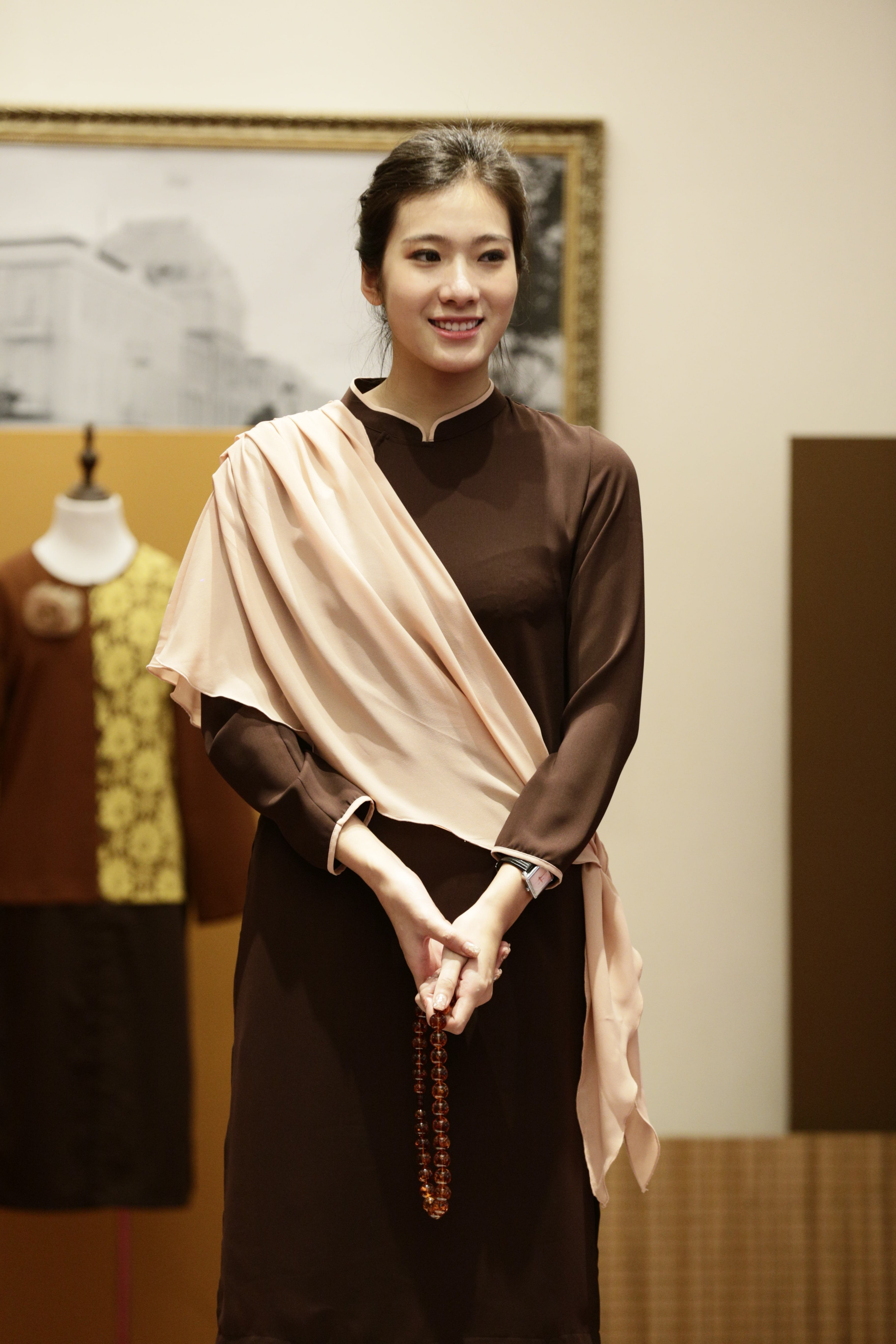 NTK Kim Ngọc cho biết, vào ngày 14/1 tới, Thiện Phát Design sẽ tổ chức một show diễn trang phục phật tử tại khách sạn Sheraton Hà Nội với sự tham gia của nhiều gương mặt nổi tiếng. 
