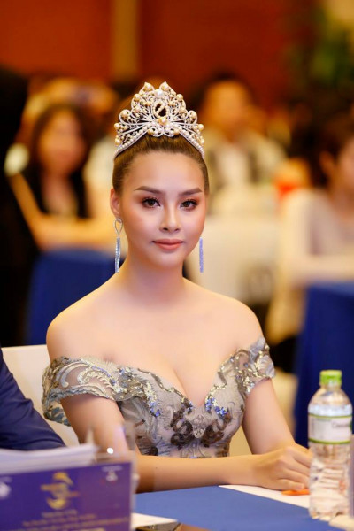 Hoa hậu Biển Việt Nam 2016 Phạm Thùy Trang cũng đồng hành cùng cuộc thi
