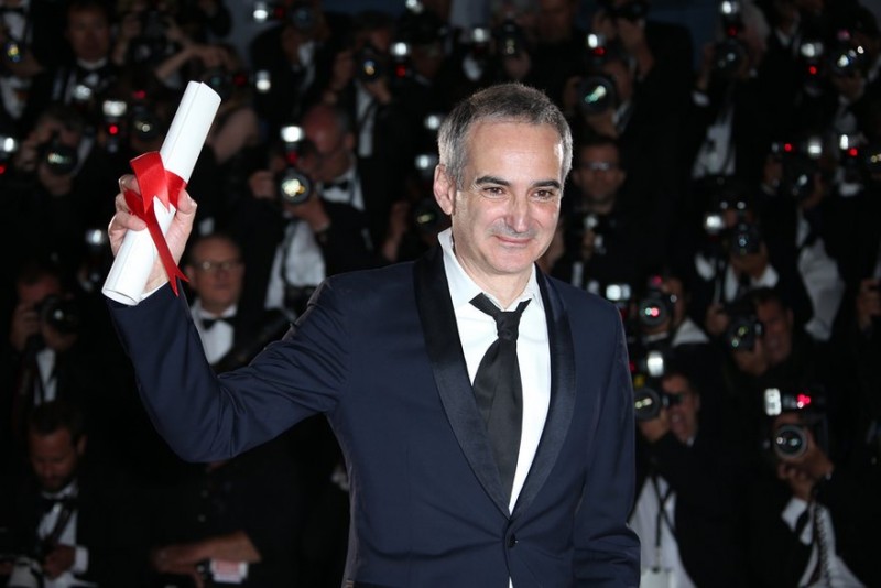 Olivier Assayas giành giải Đạo diễn xuất sắc nhất cho phim ‘Personal Shopper’