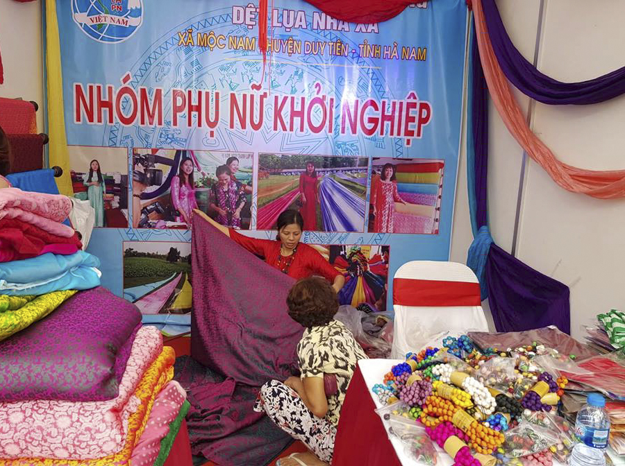 Hội chợ có sự tham gia của các phụ nữ khởi nghiệp, các Hội LHPN  từ mọi miền đất nước