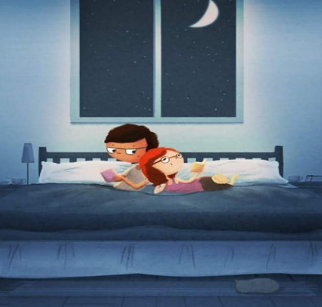 Đọc sách trước khi đi ngủ.