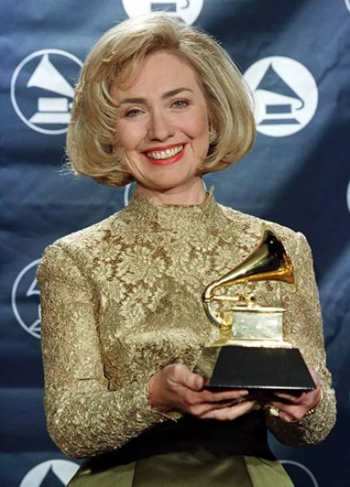 Đệ nhất phu nhân Hilary Clinton đã giành giải Grammy cho phiên bản audio cuốn sách 