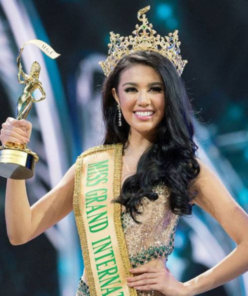 Ngày 3/9, chuyên trang sắc đẹp Global Beauties công bố tên người chiến thắng cuộc bầu chọn Miss Grand Slam 2016 là hoa hậu người Indonesia, Ariska Putri Pertiwi 