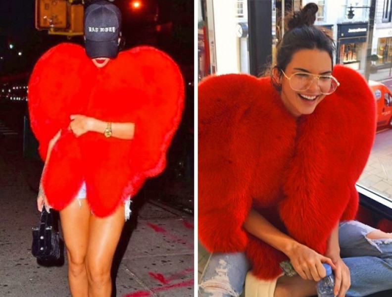 Chiếc áo khoác lông hình trái tim đỏ rực không ngờ lại được Rihanna và Kendall Jenner thích thú đến như vậy.