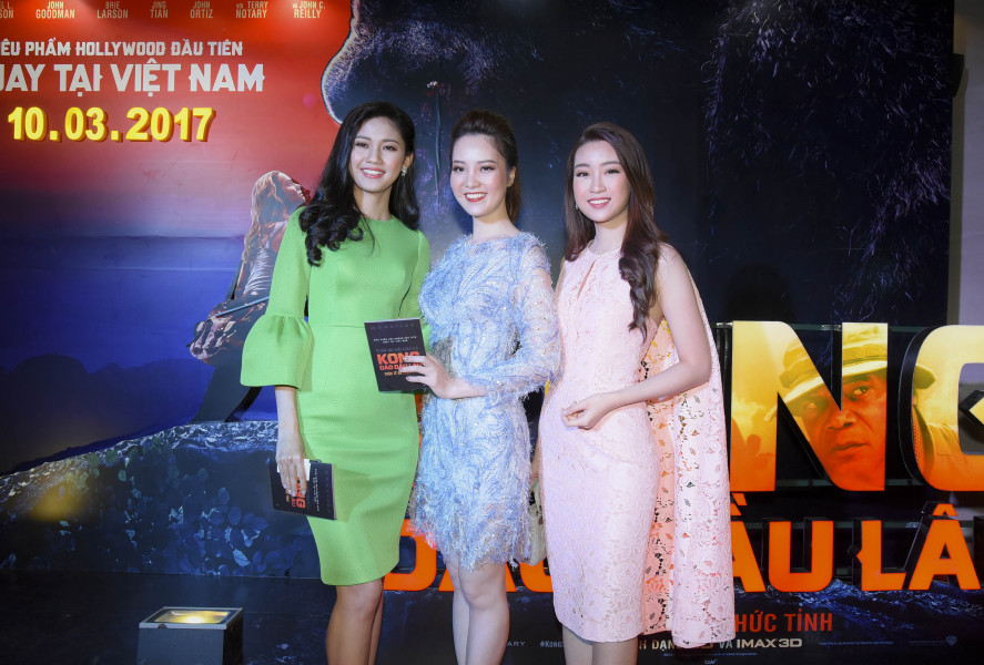 Ba người đẹp qua các mùa Hoa hậu Việt Nam: Hoa hậu Đỗ Mỹ Linh, Á hậu Thụy Vân và Á hậu Thanh Tú (từ phải sang)