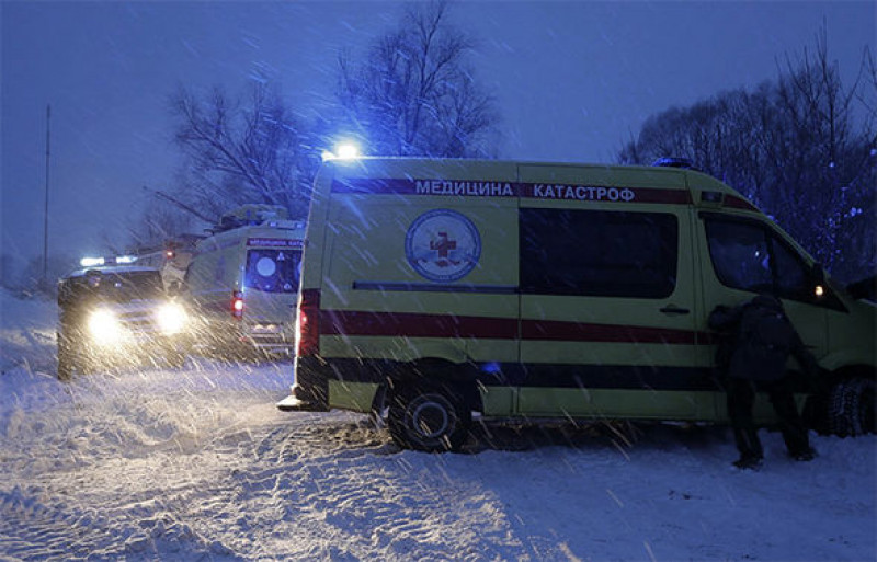 Hiện hãng hàng không Saratov Airlines chưa đưa ra bình luận gì về vụ tai nạn. Số liệu bay từ trang flightradar24 cho biết máy bay trên đã hạ độ cao từ 1.900 m xuống khoảng 900 m trong phút cuối trước khi biến mất khỏi màn hình radar ở khu vực cách sân bay Domodedovo khoảng 20 km về phía Đông Nam. Tại khu vực máy bay rơi, nhiệt độ khoảng -5 độ C và tuyết đang rơi nhiều. 

