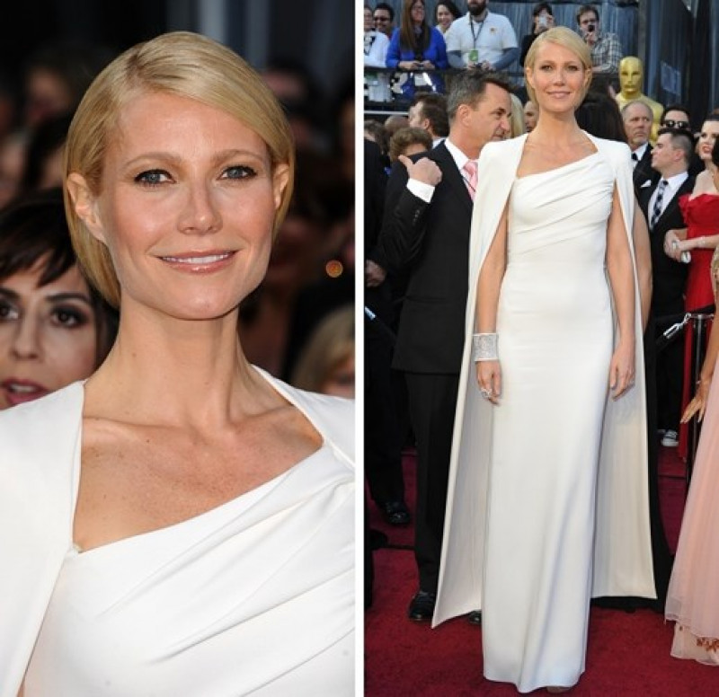 Gwyneth Paltrow, 2012. Gwyneth Paltrow luôn xứng đáng được đưa vào danh sách những người xinh đẹp nhất của giải Oscar. Bộ váy trắng của Tom Ford mà cô mặc trong lễ trao giải Oscar năm 2012 là đỉnh cao của sự sang trọng.