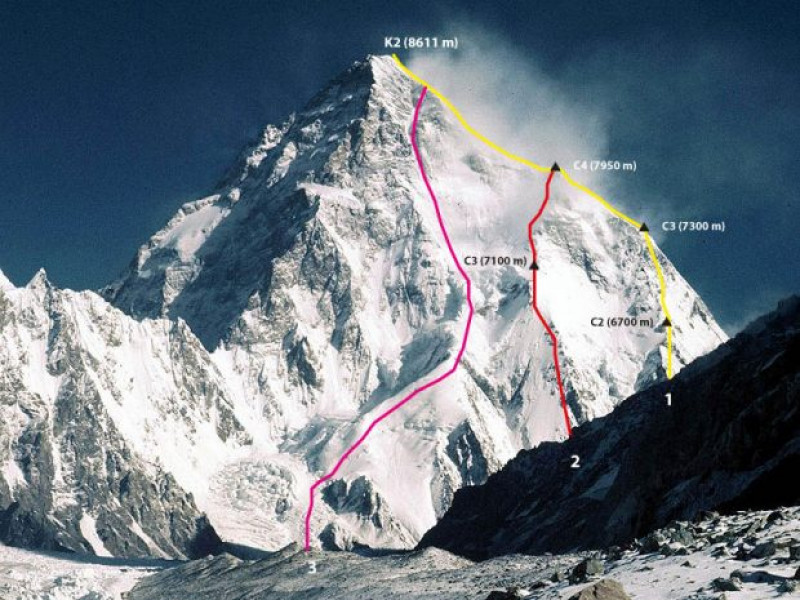 Cao 8.611m so với mực nước biển, thuộc dãy Korakaram và N Kashmir, K2 là ngọn núi nằm giữa hai đất nước Trung Quốc và Pakistan. Tên gọi K2 lấy từ chữ cái đầu của dãy Korakoram. Đây được xem là một trong những đỉnh núi nguy hiểm nhất thế giới đối với các nhà leo núi. Do địa thế hiểm trở với các sườn đá dốc đứng, trơn trượt và thời tiết khó dự đoán, nên rất nhiều nhà leo núi đã thiệt mạng trong khi cố chinh phục đỉnh núi này.