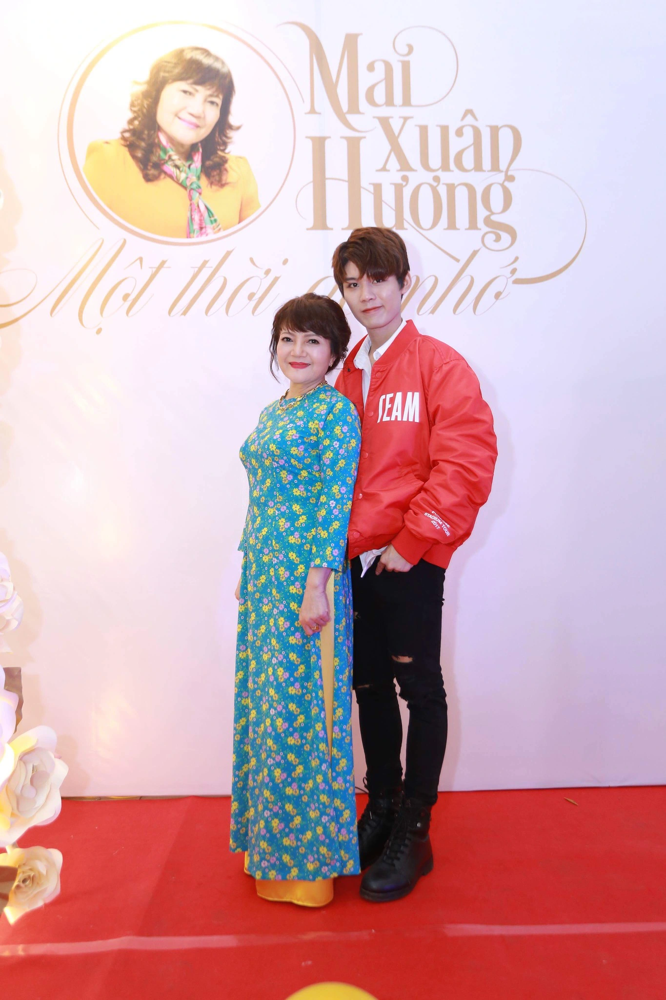 Mai Xuân Hương cùng học trò Lục Huy - Á quân Khởi đầu ước mơ 2016.