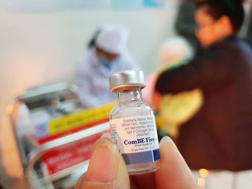 Ngày 9/1, Hà Nội đã triển khai tiêm vaccine 5 trong 1 ComBE FIVE. 