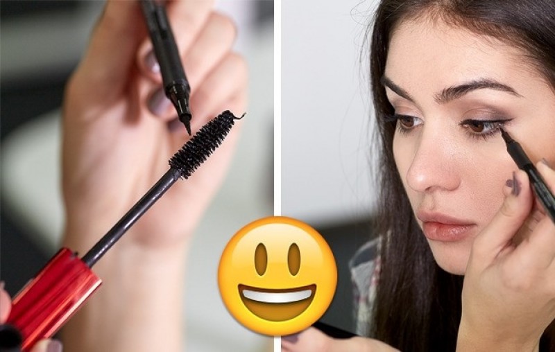 Bút kẻ mắt của bạn đã hết mà bạn chưa kịp mua cái mới, mascara có thể giúp bạn việc này. Lấy chiếc bút cũ và chấm vào đầu chổi mascara, nó sẽ làm tốt nhiệm vụ như chiếc bút kẻ mắt.