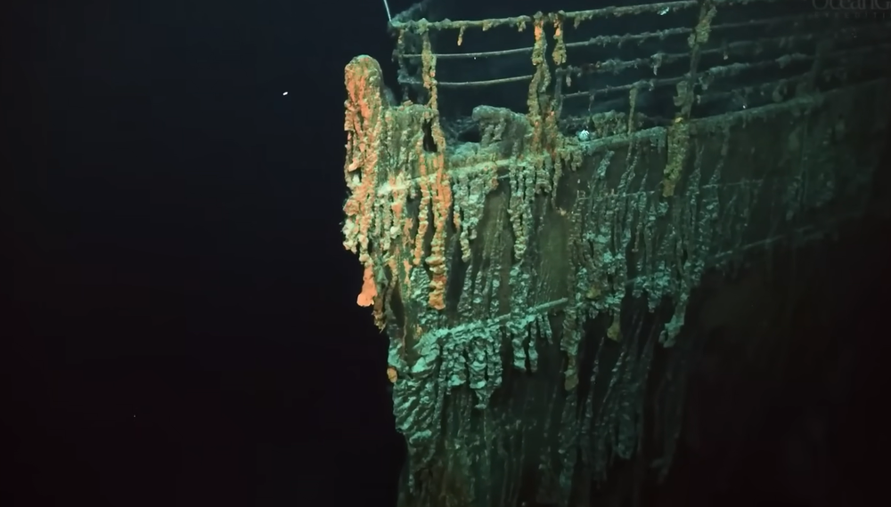Cảnh hoang tàn của xác tàu Titanic ở độ sâu gần 4.000m dưới đại dương - Ảnh 3.