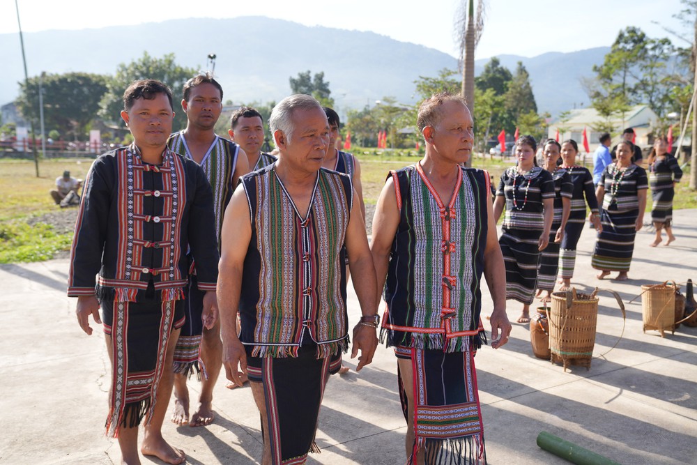 Lễ cúng bến nước của người M’Nông hồi sinh giữa đại ngàn Đam Rông- Ảnh 8.