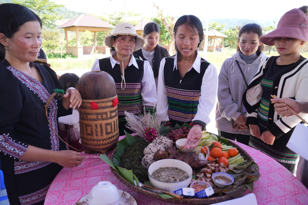 Lễ cúng bến nước của người M’Nông hồi sinh giữa đại ngàn Đam Rông- Ảnh 24.