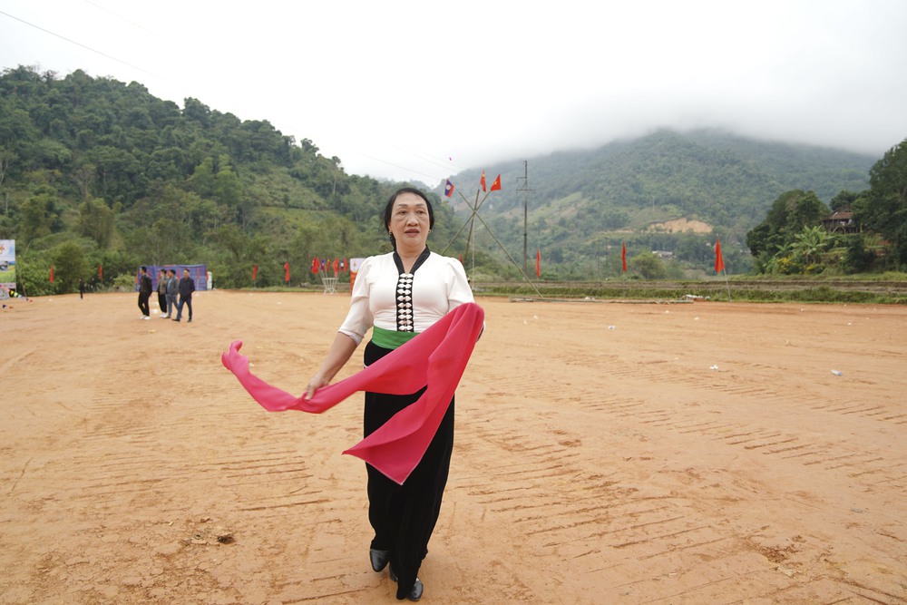 "Báu vật sống" của điệu xòe cổ người Thái trắng ở lòng chảo Mường Lay- Ảnh 3.