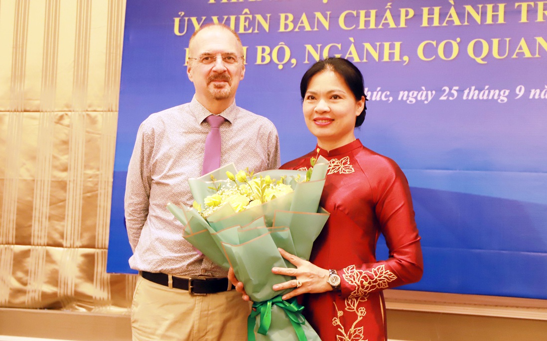 28 năm gắn bó với Việt Nam và ước nguyện thúc đẩy phụ nữ tham chính 