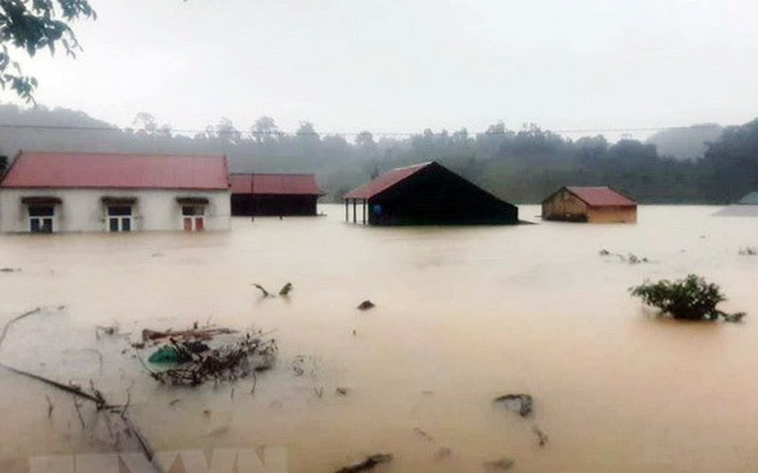 Quảng Bình: Lũ lớn làm 2 người tử vong, hơn 57.000 nhà bị ngập sâu
