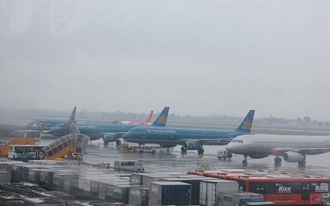 Huỷ các chuyến bay đến Chu Lai, lùi giờ các chuyến bay đến Vinh vì bão số 9