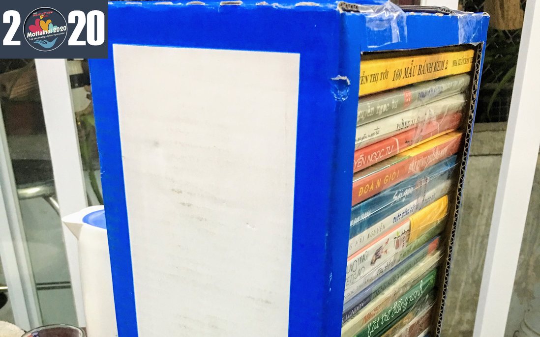 Độc đáo hộp đựng sách từ… thùng sữa