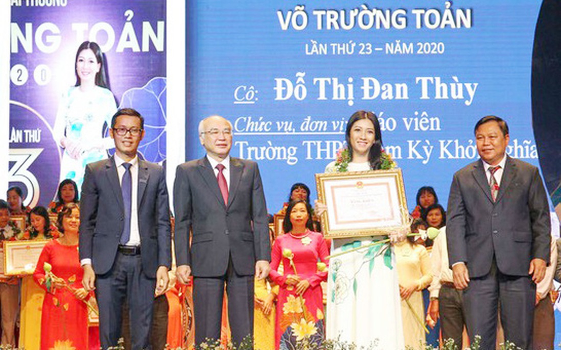 50 nhà giáo tiêu biểu tại TPHCM nhận giải thưởng Võ Trường Toản lần thứ 23
