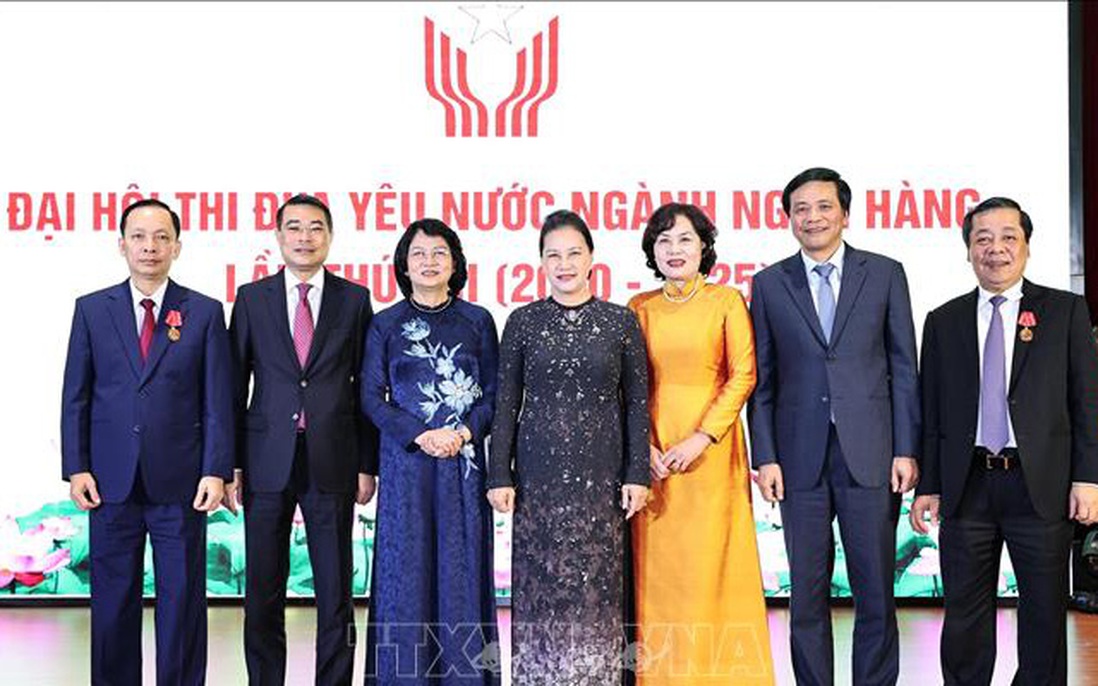 Chủ tịch Quốc hội Nguyễn Thị Kim Ngân dự Đại hội thi đua yêu nước ngành ngân hàng lần thứ VIII
