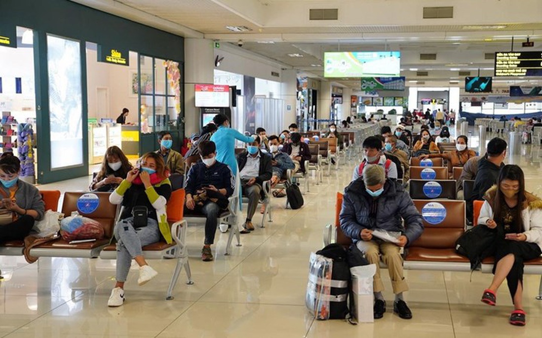 "Án phạt" cho nam hành khách trộm điện thoại ở sân bay