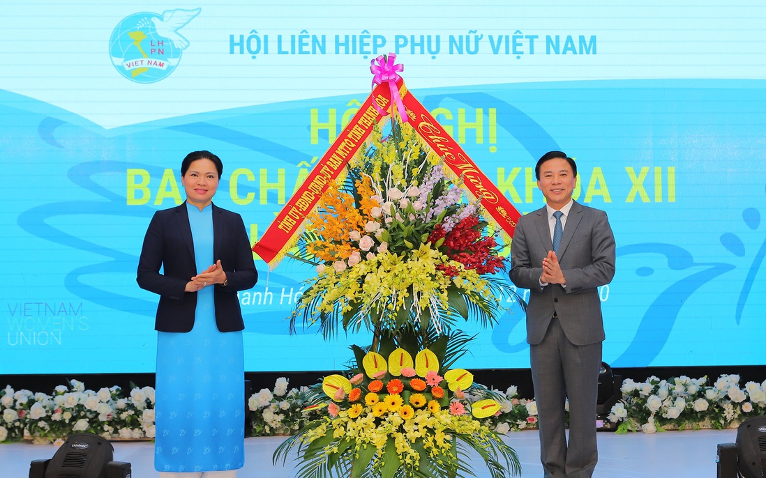 Khai mạc Hội nghị lần thứ 10 Ban Chấp hành TƯ Hội LHPN Việt Nam khóa XII