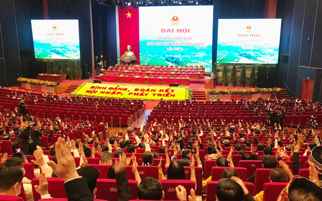 Gần 40% đại biểu nữ tham gia Đoàn Chủ tịch Đại hội Đại biểu toàn quốc các dân tộc thiểu số Việt Nam lần thứ II