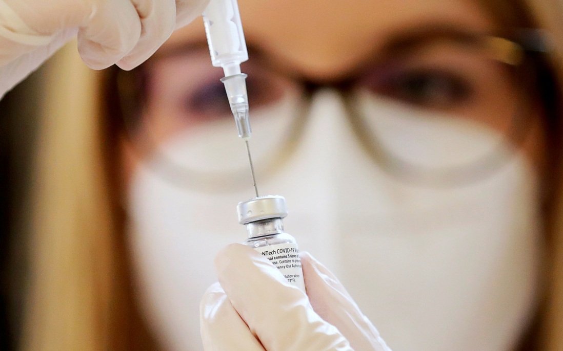 WHO kêu gọi phân phối công bằng vaccine phòng Covid-19