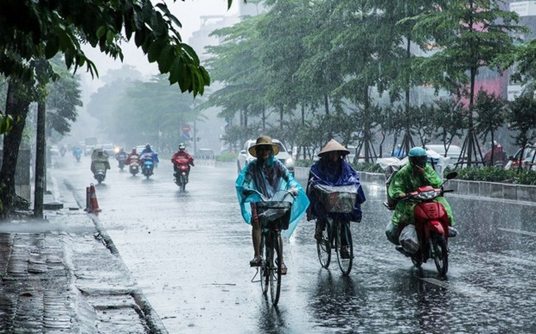 Chiều tối nay Hà Nội và các tỉnh miền Bắc và đón mưa giông mạnh, chấm dứt chuỗi ngày nắng đổ lửa