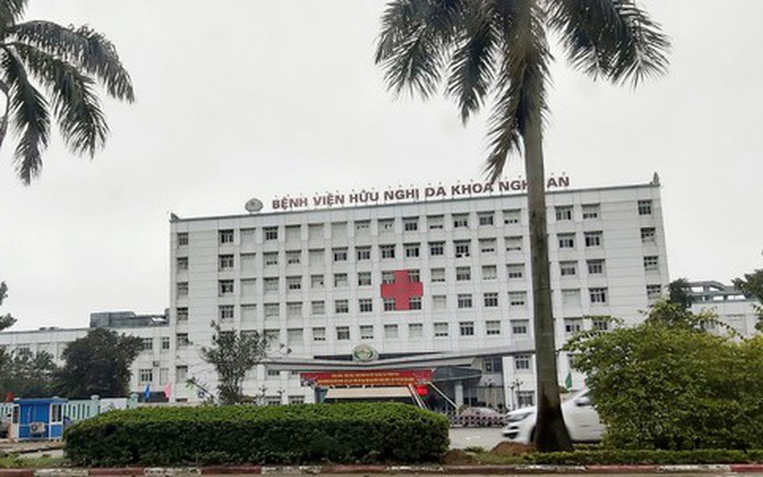 Nghệ An: Tạm đình chỉ 1 dược tá “tuồn” thuốc của bệnh viện ra ngoài bán