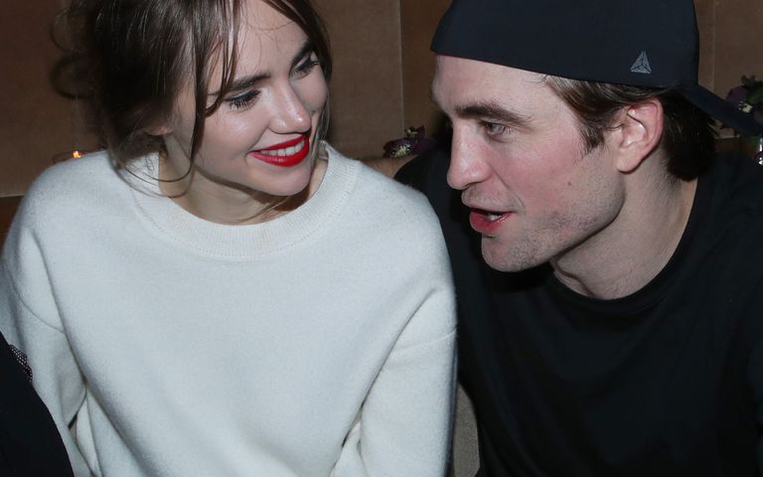 “Ma cà rồng” Robert Pattinson tận hưởng những ngày tháng bình yên bên bạn gái thứ 3