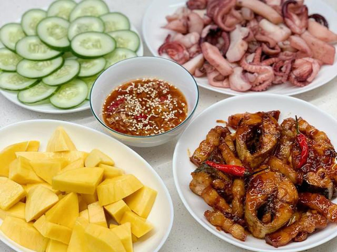 Cô gái Huế làm dâu Sài Gòn nấu món nào cũng ngon, khoe các món kho xào ăn "thủng nồi"
