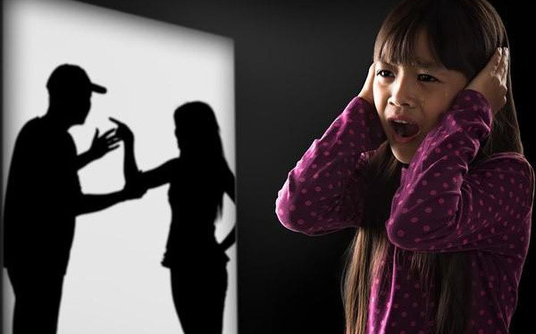 Trẻ em dễ gặp rủi ro hơn trong cuộc sống khi phải chứng kiến mẹ bị bạo lực