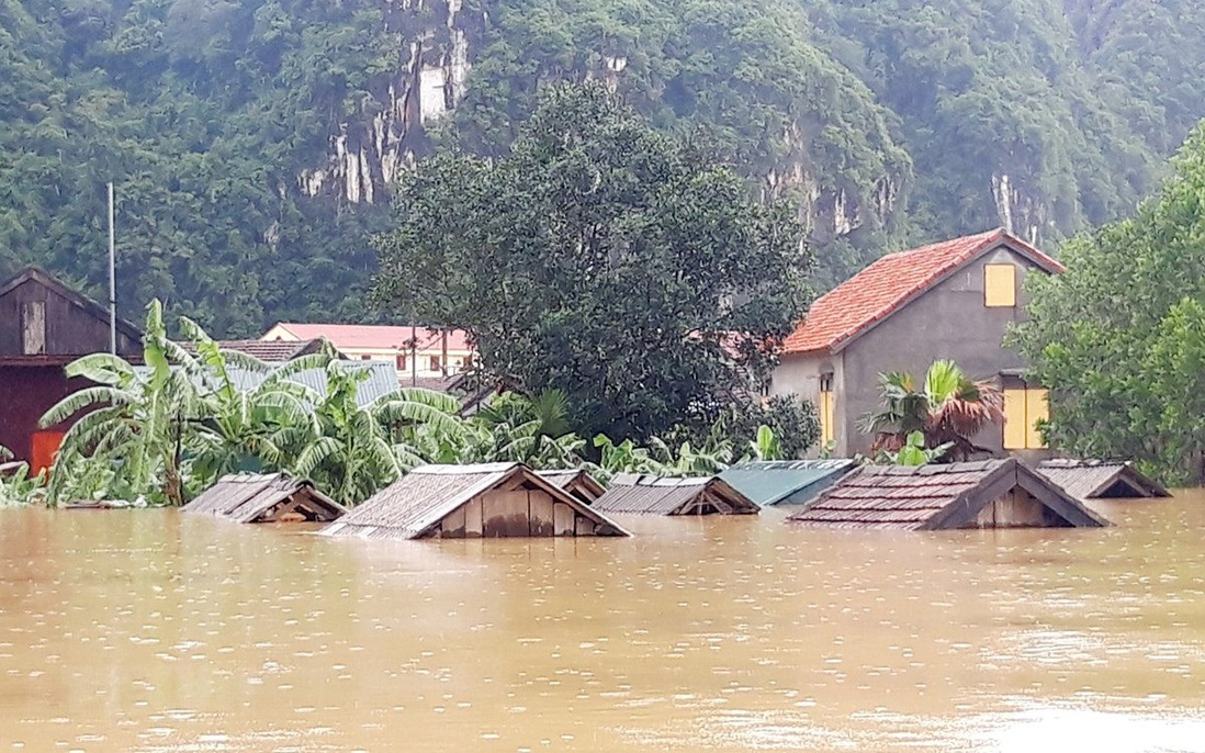Thủ tướng chỉ đạo ứng phó với tình huống thiên tai, mưa lũ lớn bất thường