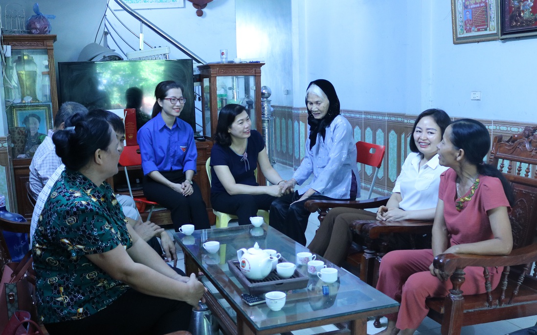 Hội LHPN tỉnh Bắc Giang tri ân các gia đình chính sách