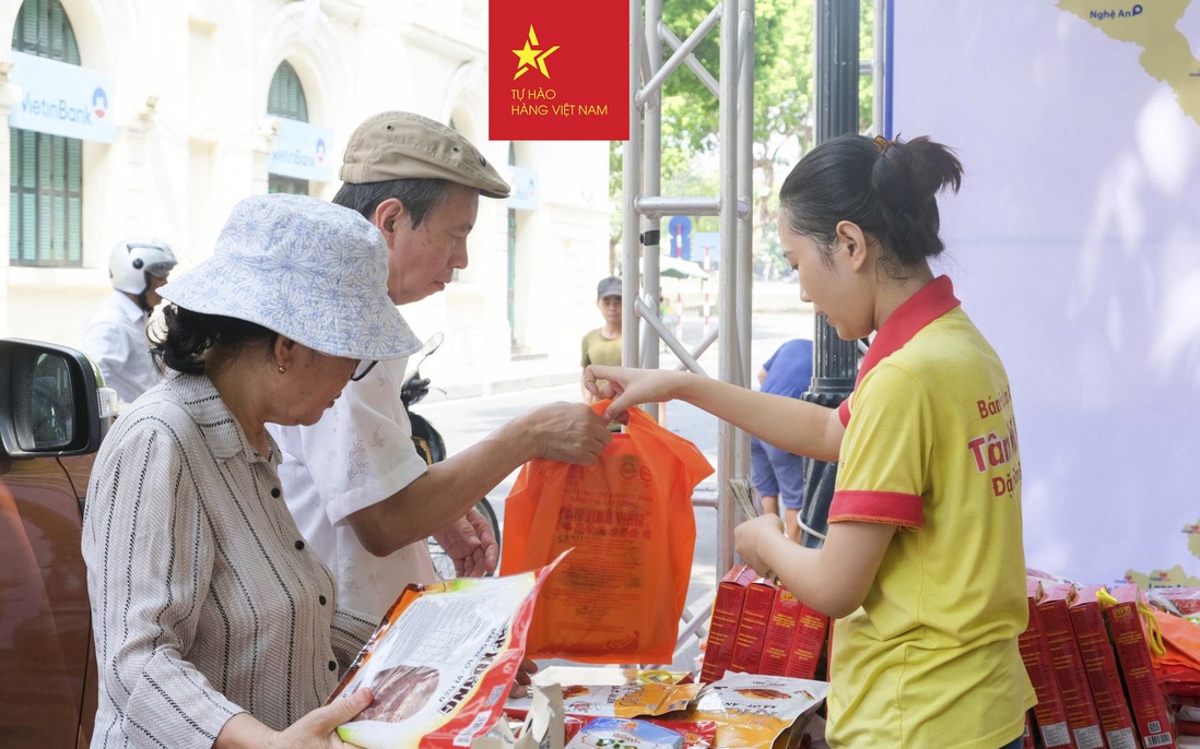 Chương trình kích cầu “Tự hào hàng Việt Nam” lớn nhất trong năm chính thức bắt đầu