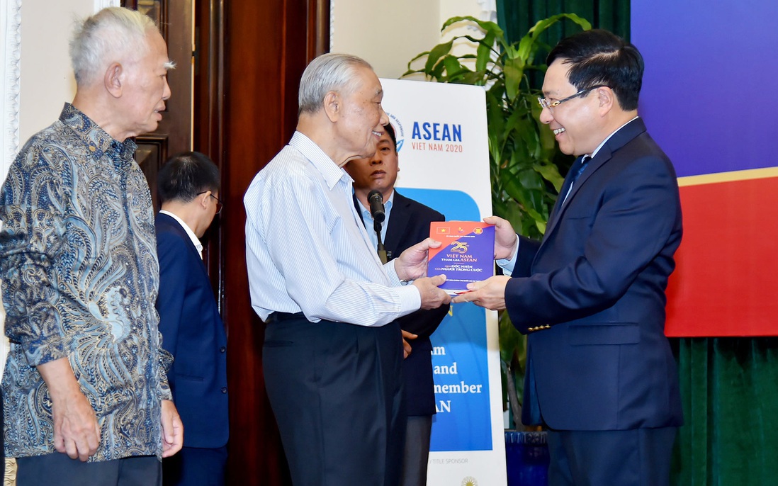 25 năm Việt Nam tham gia ASEAN: Nhìn lại và đi tới 
