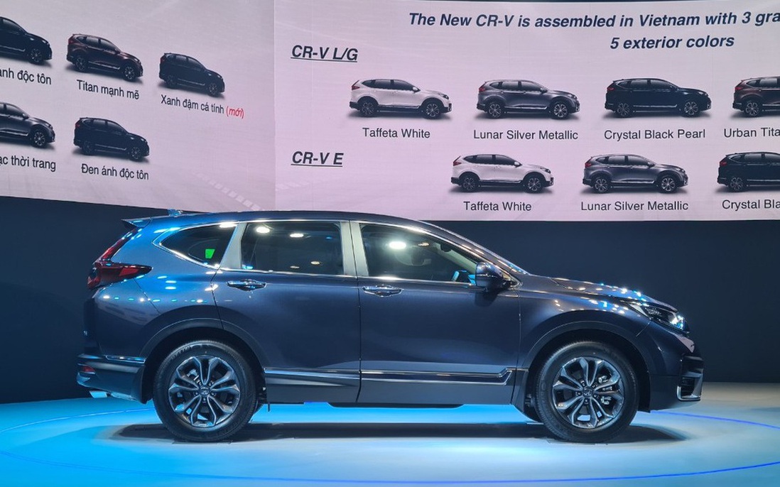 Xe CR-V phiên bản mới của Honda có giá cao hơn phiên bản cũ 20 triệu đồng