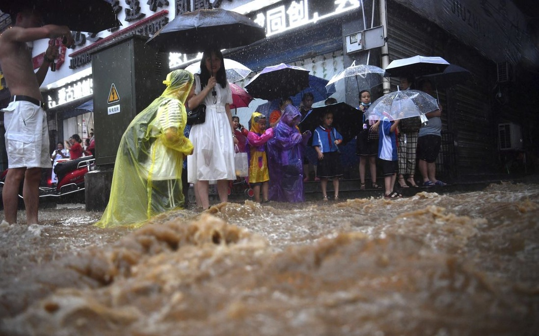 Lũ lụt ở Trung Quốc: Hơn 12 triệu người dân điêu đứng, thiệt hại hơn 3,6 tỷ USD