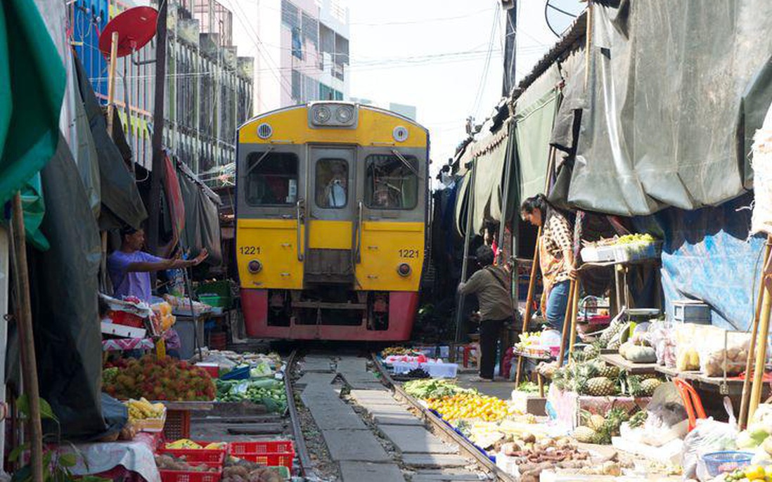 Nín thở đi qua những con đường nguy hiểm nhất thế giới