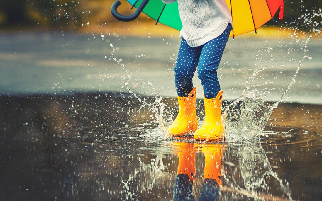 10 sai lầm thường gặp trong chăm sóc sức khỏe mùa mưa bạn cần tránh xa