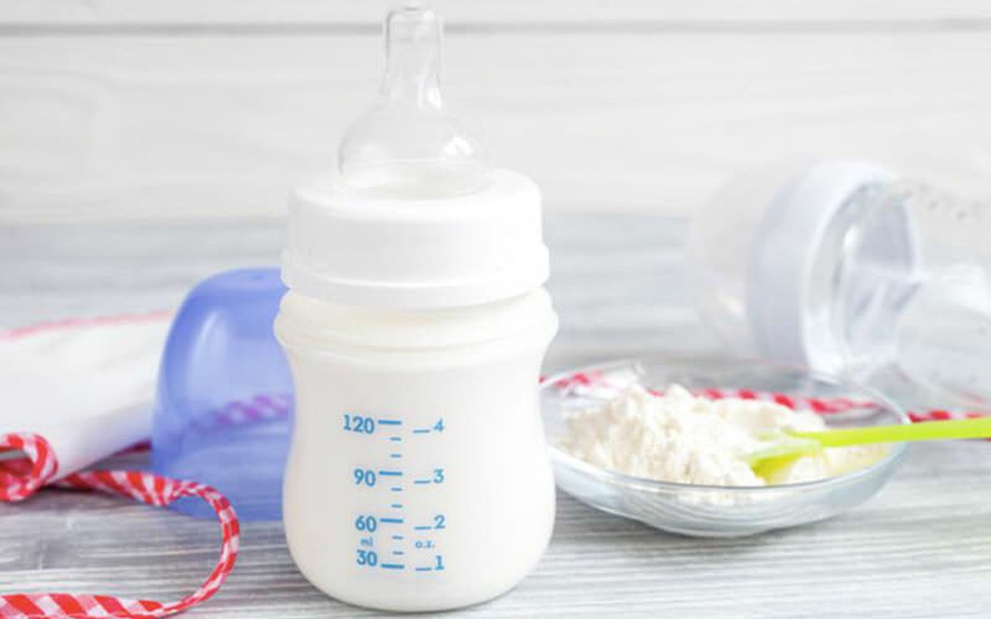 Những lưu ý pha sữa cho bé đúng cách và hợp vệ sinh