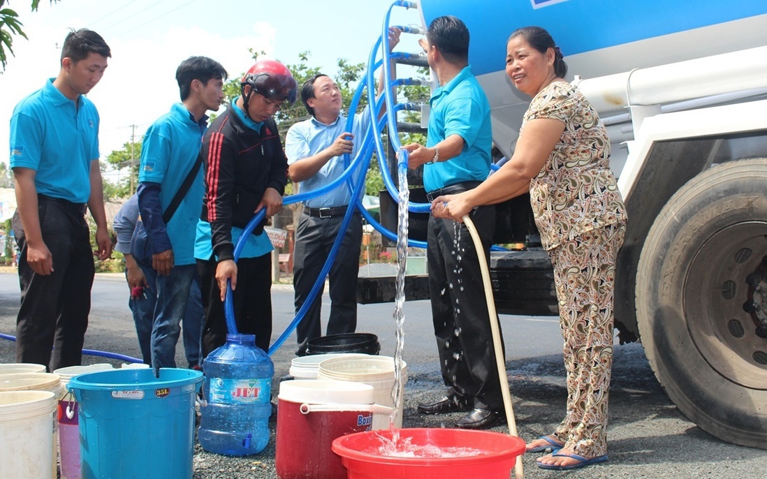 Thủ tướng yêu cầu nước sạch cung cấp cho người dân phải có chất lượng tốt nhất