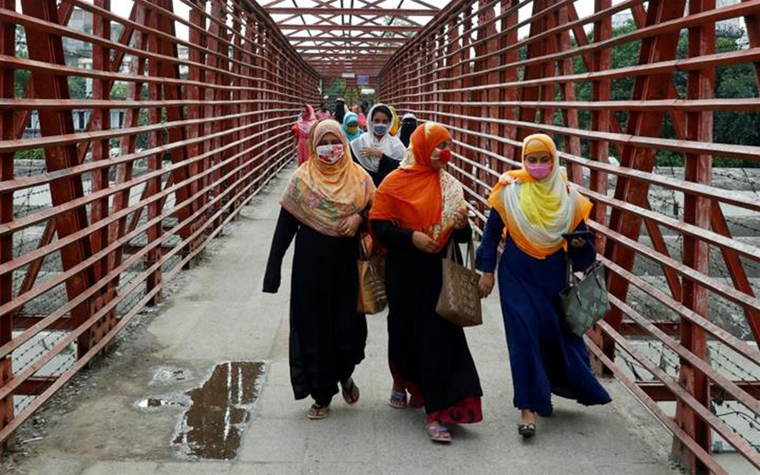 Bangladesh “biến” các nữ công nhân may thành những nhà lãnh đạo