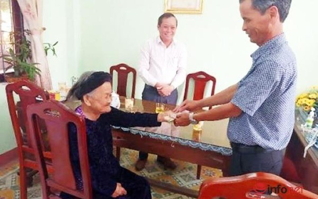 Mẹ Việt Nam anh hùng 94 tuổi 2 lần góp tiền tiết kiệm ủng hộ phòng, chống dịch Covid-19