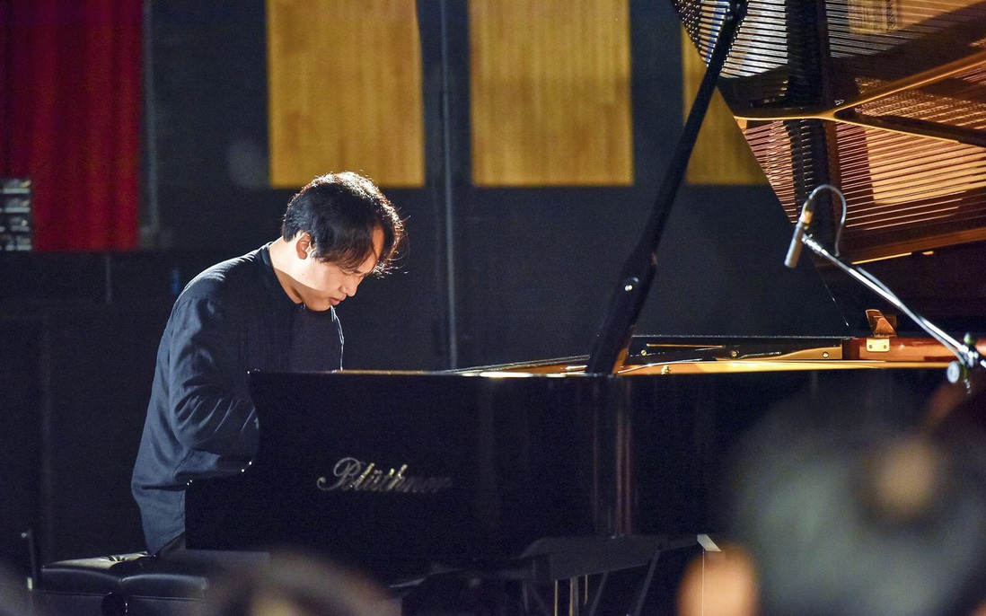 Nghệ sĩ piano Việt đẳng cấp quốc tế trở về quê hương phụng sự cộng đồng nghệ thuật 