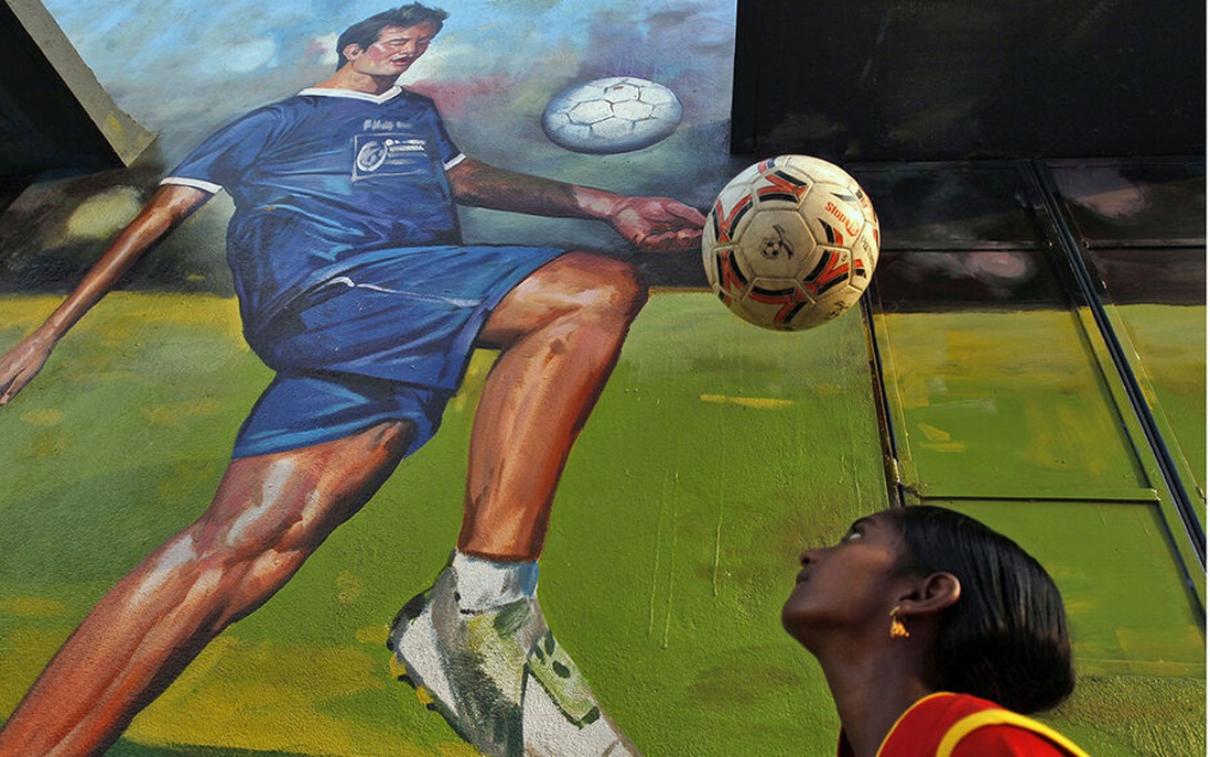 Bóng đá truyền sức mạnh cho trẻ em gái Ấn Độ vượt qua số phận “cô dâu nhí”