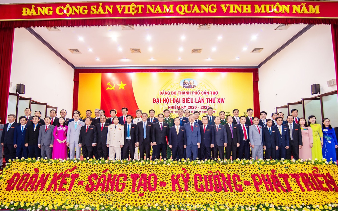 1/15 ủy viên Ban thường vụ Thành ủy Cần Thơ là nữ